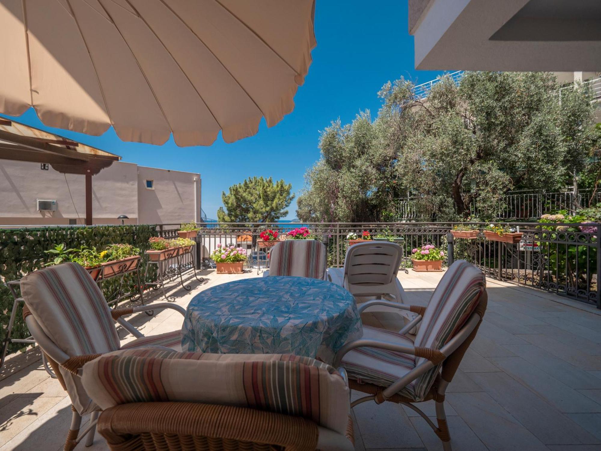 Apartments Marina Sveti Stefan Extérieur photo